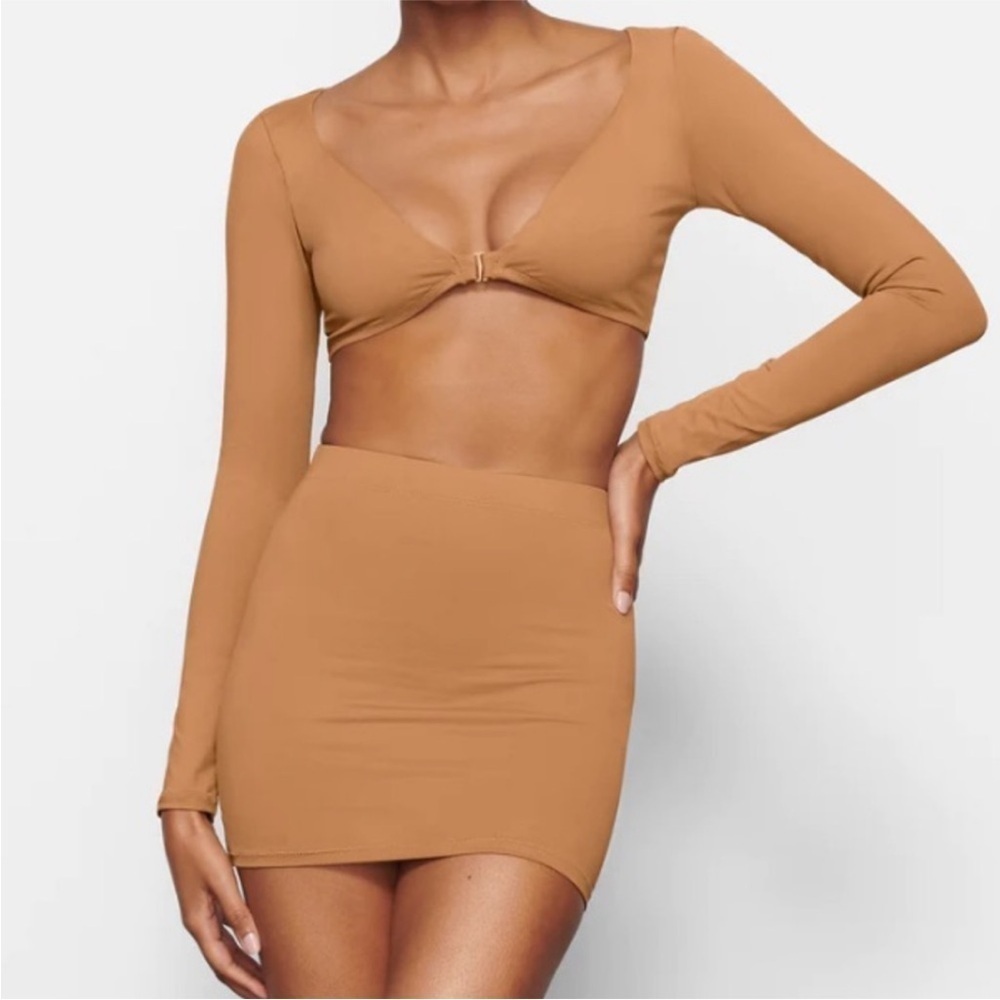 358. SKIMS Recycled Swim Long Sleeve Shrug
